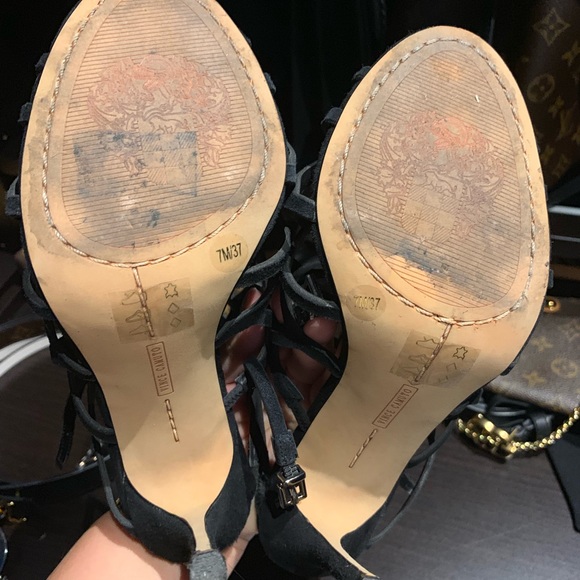 Vince Camuto heels - Picture 4 of 4
